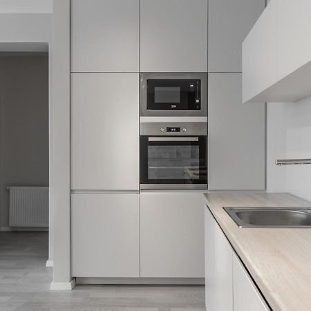 פרישטינה Bleri Apartment, 2 Bedroom, Free Parking מראה חיצוני תמונה